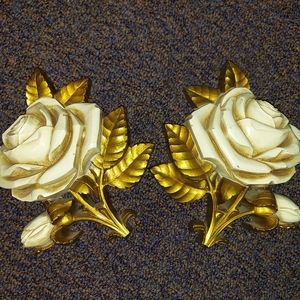Vintage Homco Roses wall plaques - decor